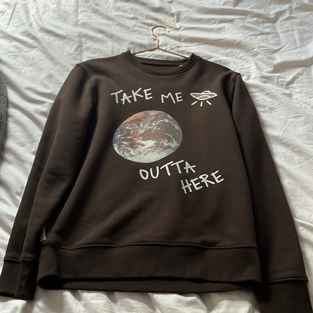 Broken planet market crewneck